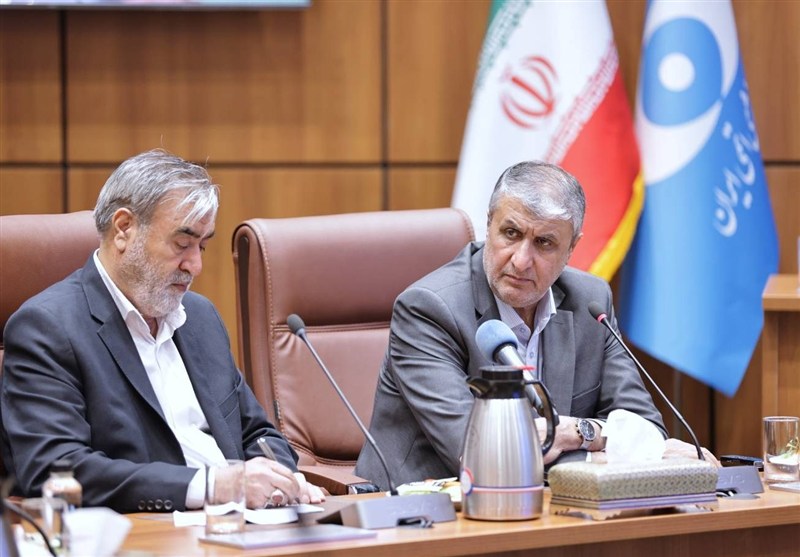 اتمی