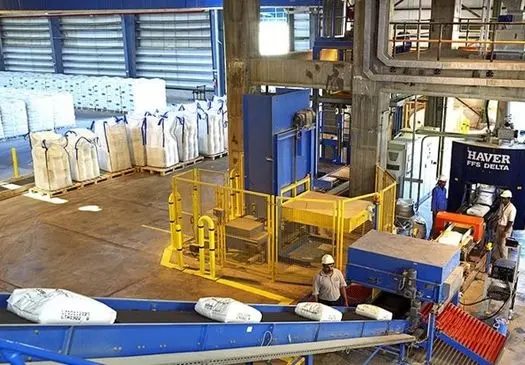 ظرفیت پتروشیمی ایران به 131 میلیون تن می‌رسد

