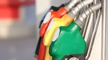 بوی بنزین سوپر می آید

