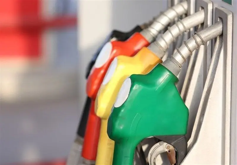 بوی بنزین سوپر می آید

