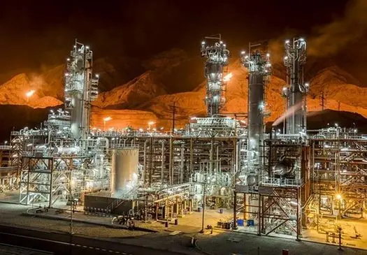 مشعل فلر پتروشیمی آرمان روشن شد

