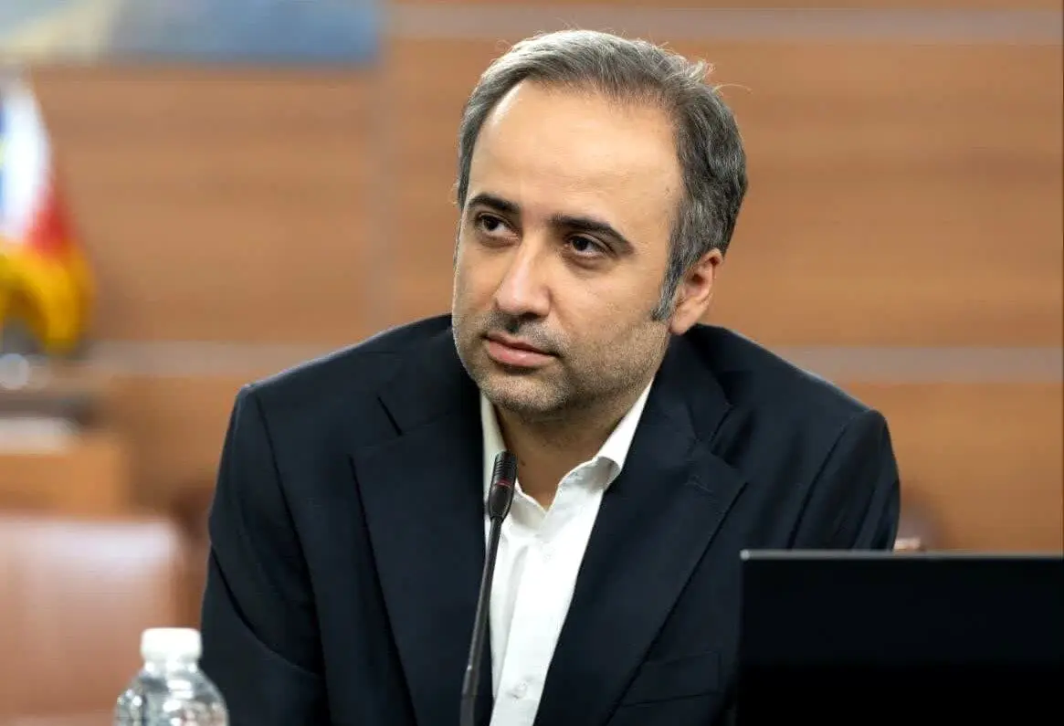 توسعه پایدار با ساخت پالایشگاه، کارخانه و جذب سرمایه محقق نمی‌شود

