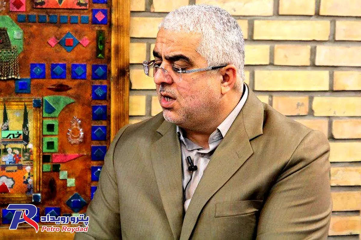 درآمد نفتی ایران از سال ۱۴۰۰ تا حالا نصف شده

