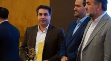 نشان ملی اقتصاد مقاومتی به پالایشگاه گاز ایلام رسید
