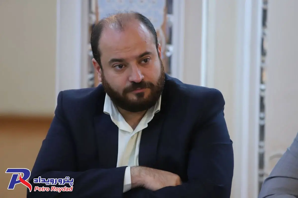 لزوم آشنایی افکار عمومی با دستاوردهای صنعت پتروشیمی

