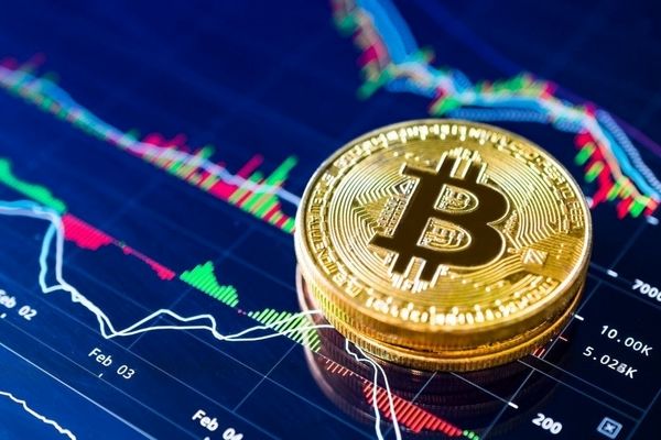 پرواز دوباره بیت کوین

